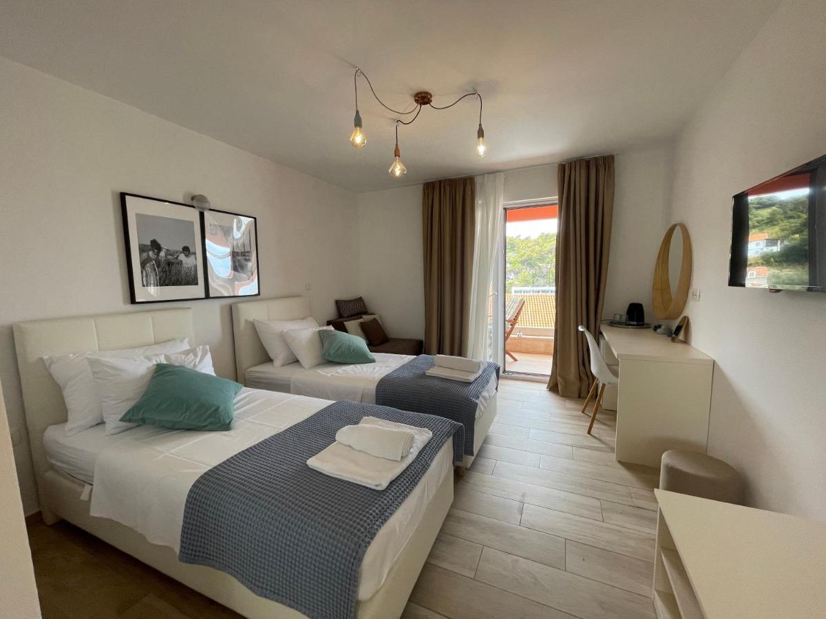 St. Nicholas Rooms Хвар Экстерьер фото