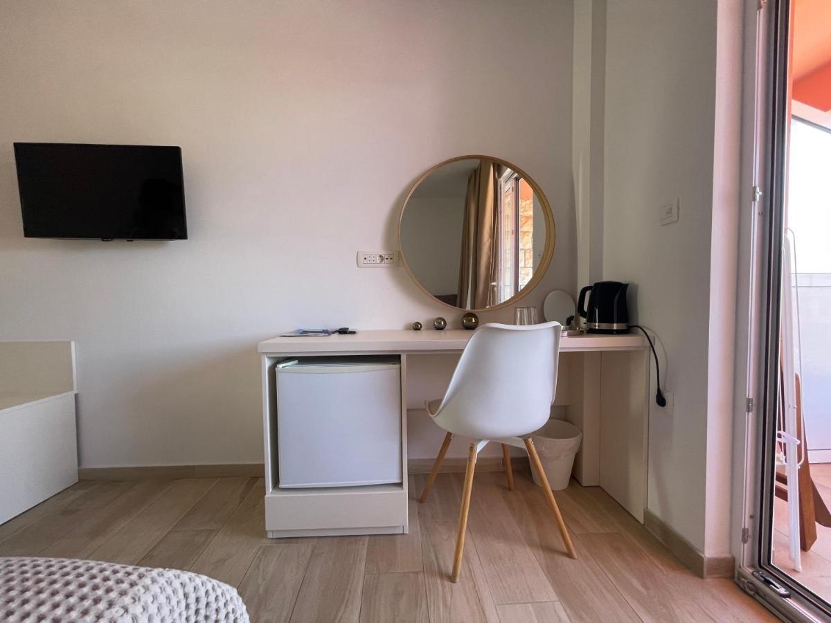 St. Nicholas Rooms Хвар Экстерьер фото